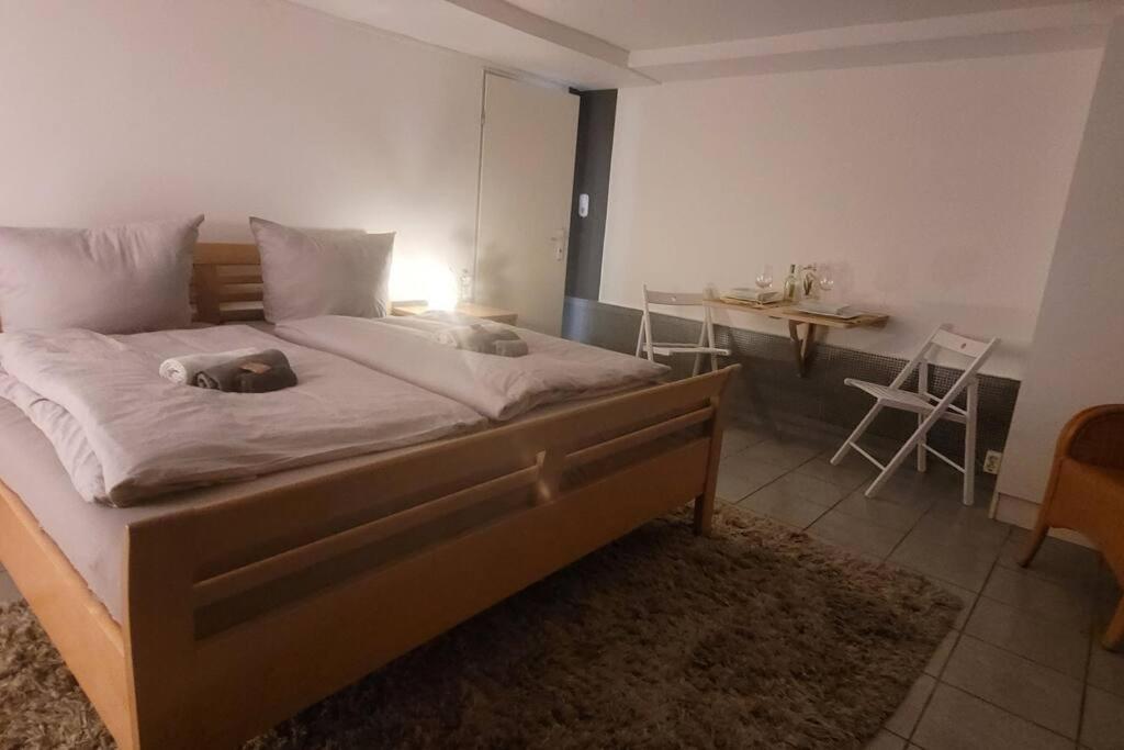 Villa Blanca, W-Lan, Office Леверкузен Екстериор снимка