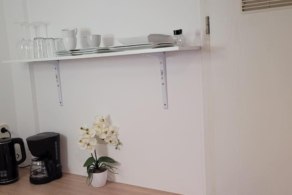 Villa Blanca, W-Lan, Office Леверкузен Екстериор снимка
